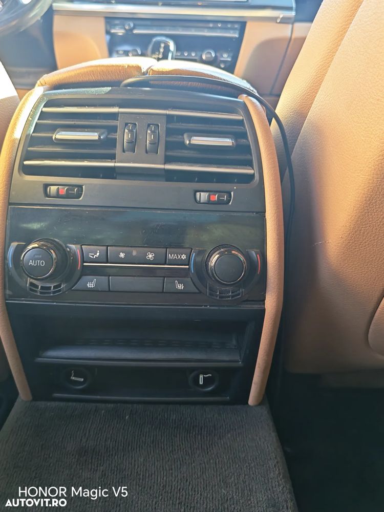 BMW Seria 7 740d xDrive Aut. - 6