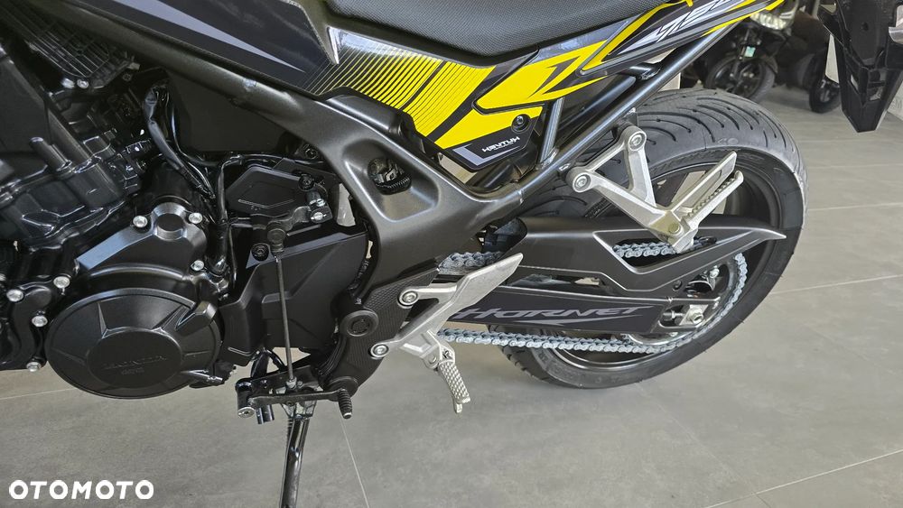 Honda Hornet - 18