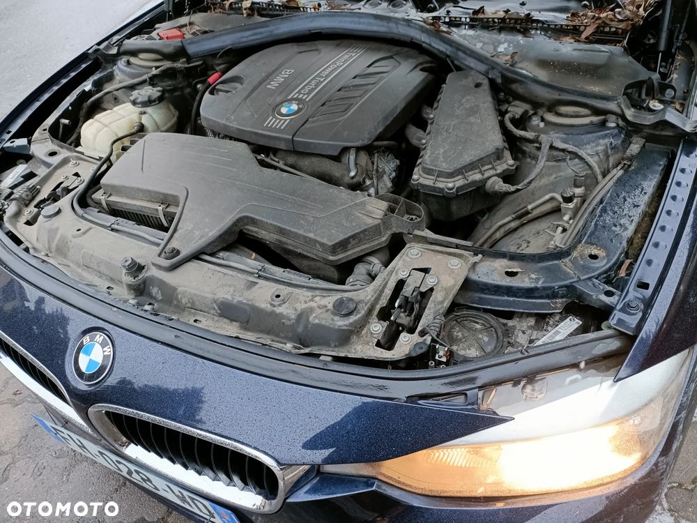 BMW Seria 3 320d Blue Performance Sport Line - 12