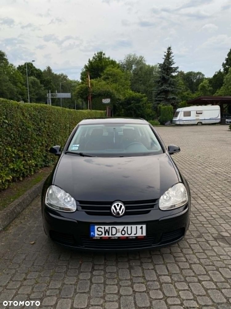 Volkswagen Golf 1.9 TDI Individual - 4