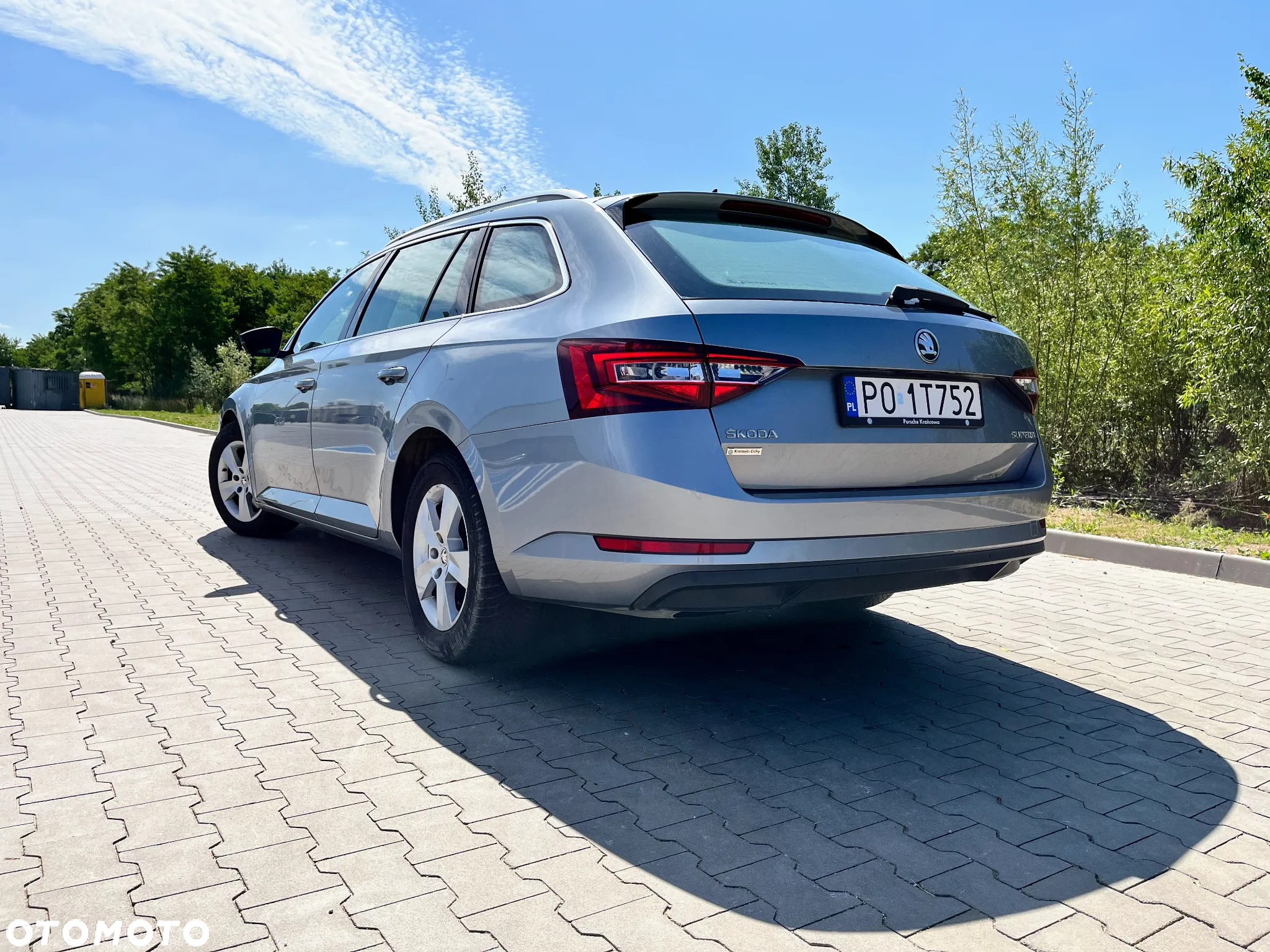Skoda Superb 1.6 TDI Ambition DSG - 8