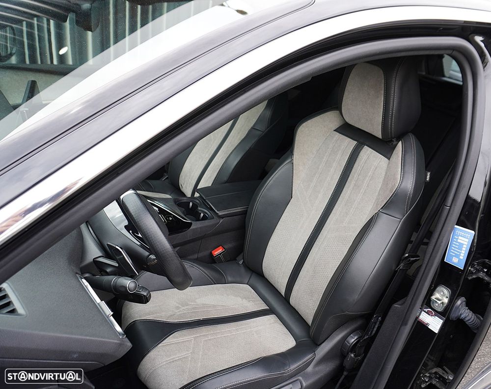 Peugeot 3008 1.6 Hybrid4 GT Line e-EAT8 - 14