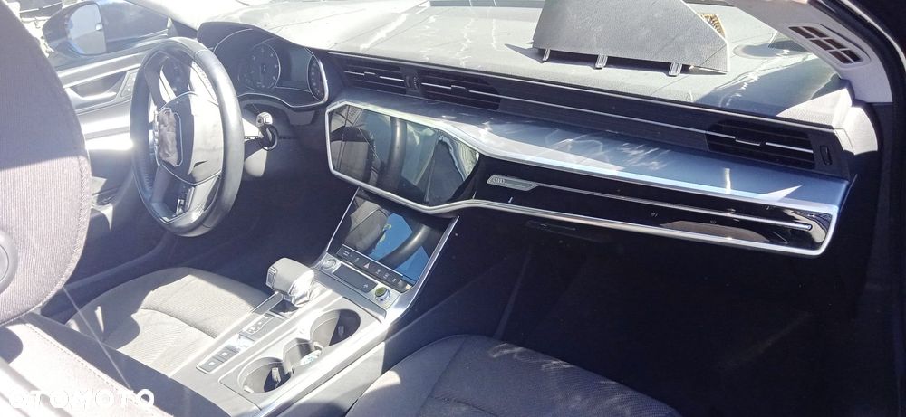 Na części Audi A6 C8 2.0 TDI LX5B drzwi zderzak klapa błotnik deska wyświetlacz fotel kanapa - 2