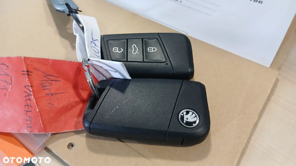 Skoda Karoq 1.5 TSI ACT GPF 4x2 Sportline - 20