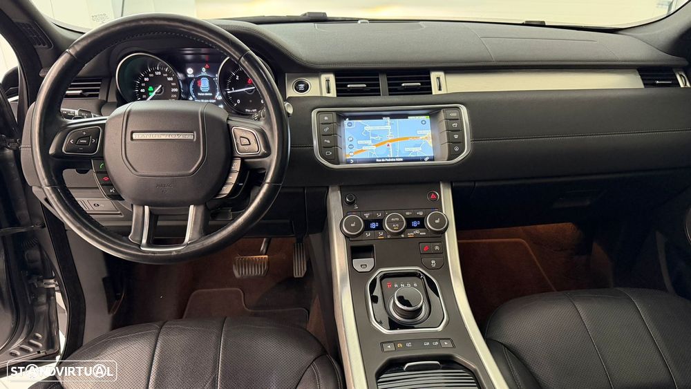 Land Rover Range Rover Evoque 2.0 D150 AWD R-Dynamic Auto - 17