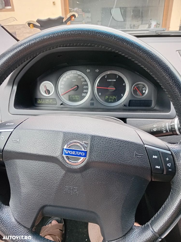 Volvo XC 90 D5 Aut. Summum - 8