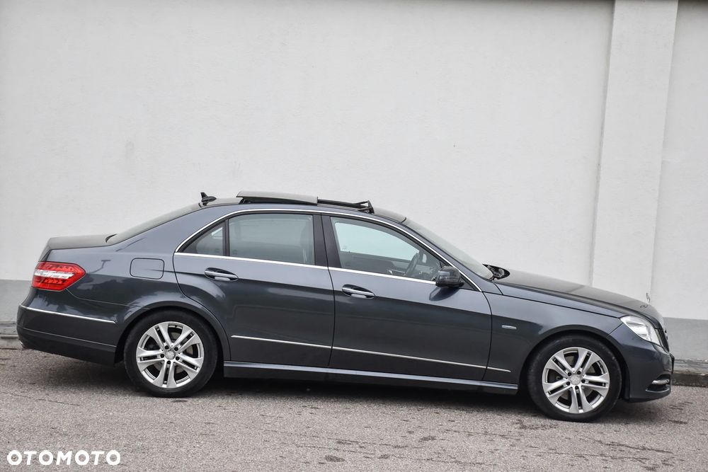 Mercedes-Benz Klasa E 350 CDI DPF 4Matic BlueEFFICIENCY 7G-TRONIC Avantgarde - 16