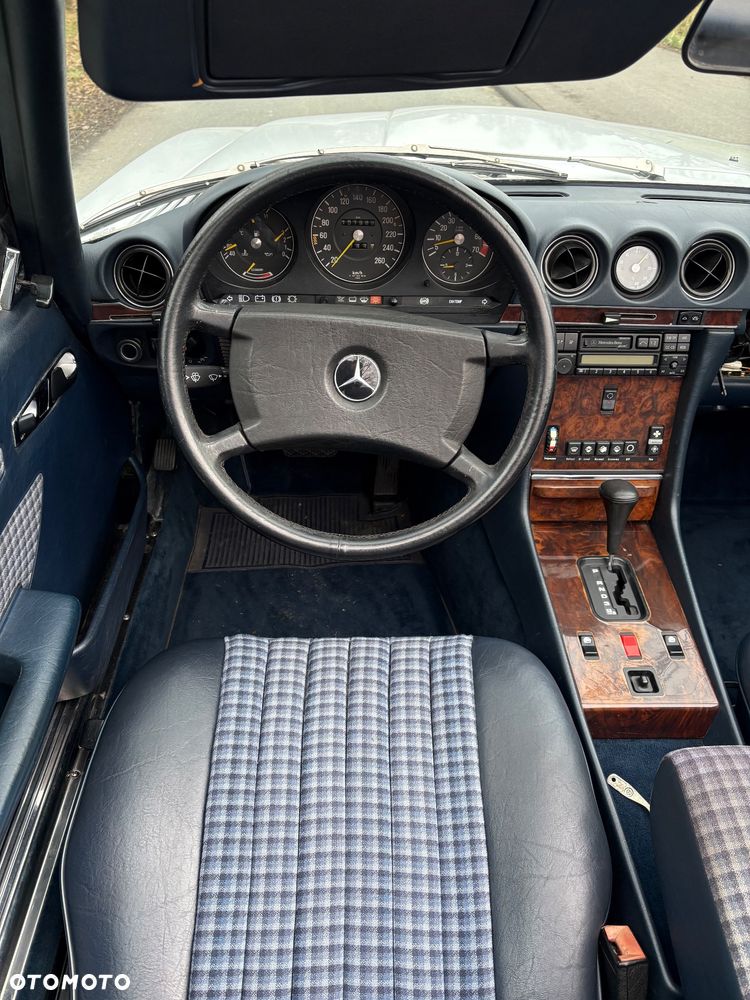 Mercedes-Benz SL - 11