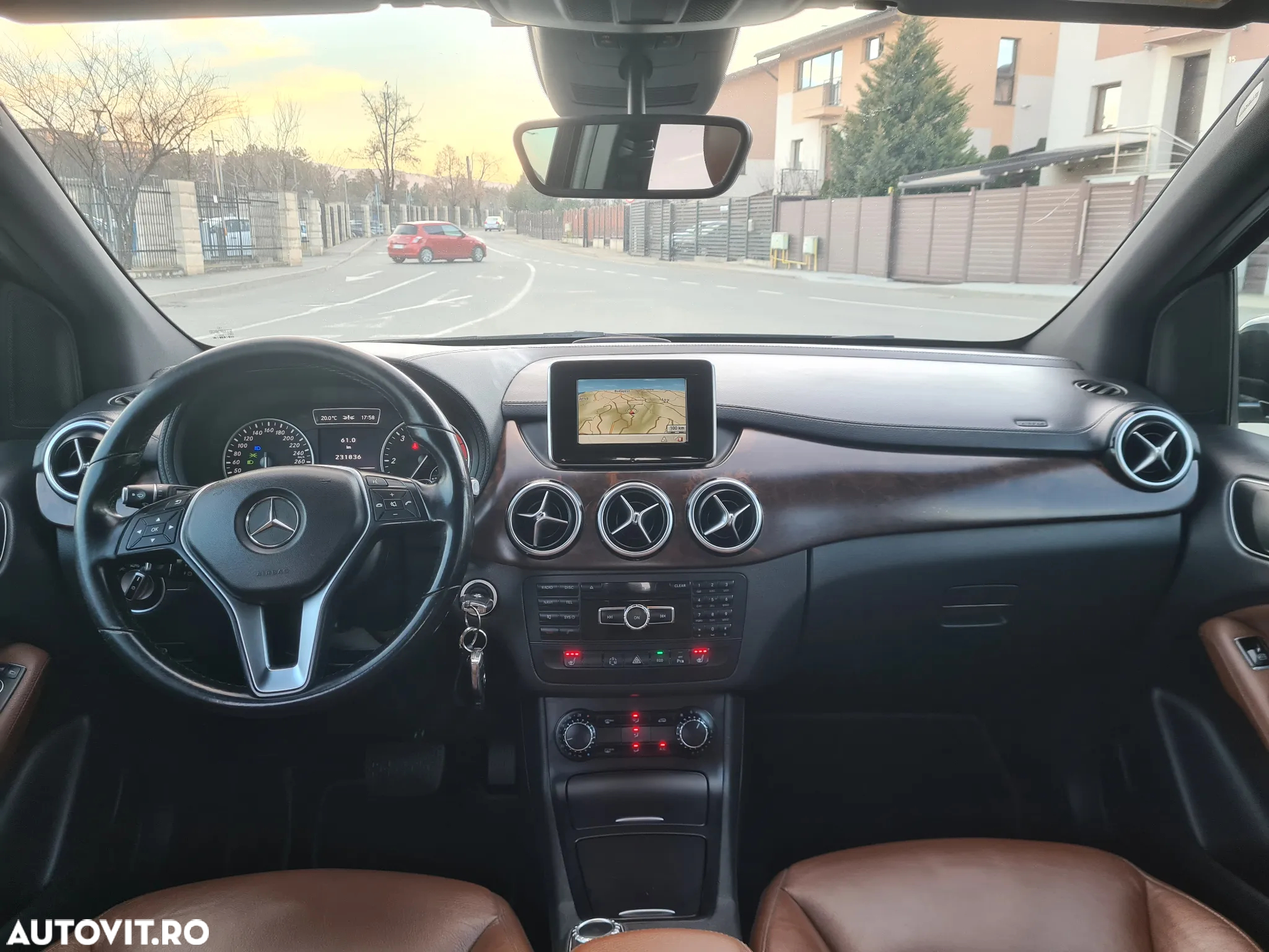Mercedes-Benz B 200 CDI (BlueEFFICIENCY) 7G-DCT - 6