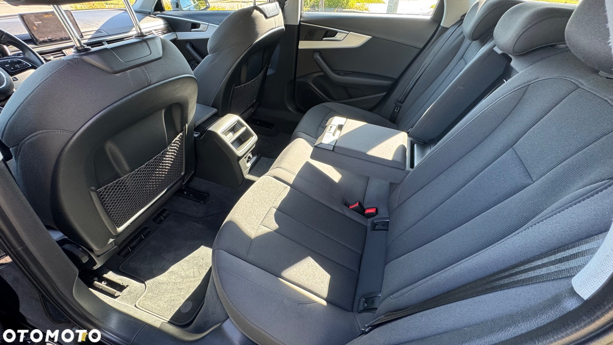 Audi A4 Avant 2.0 TDI quattro - 23