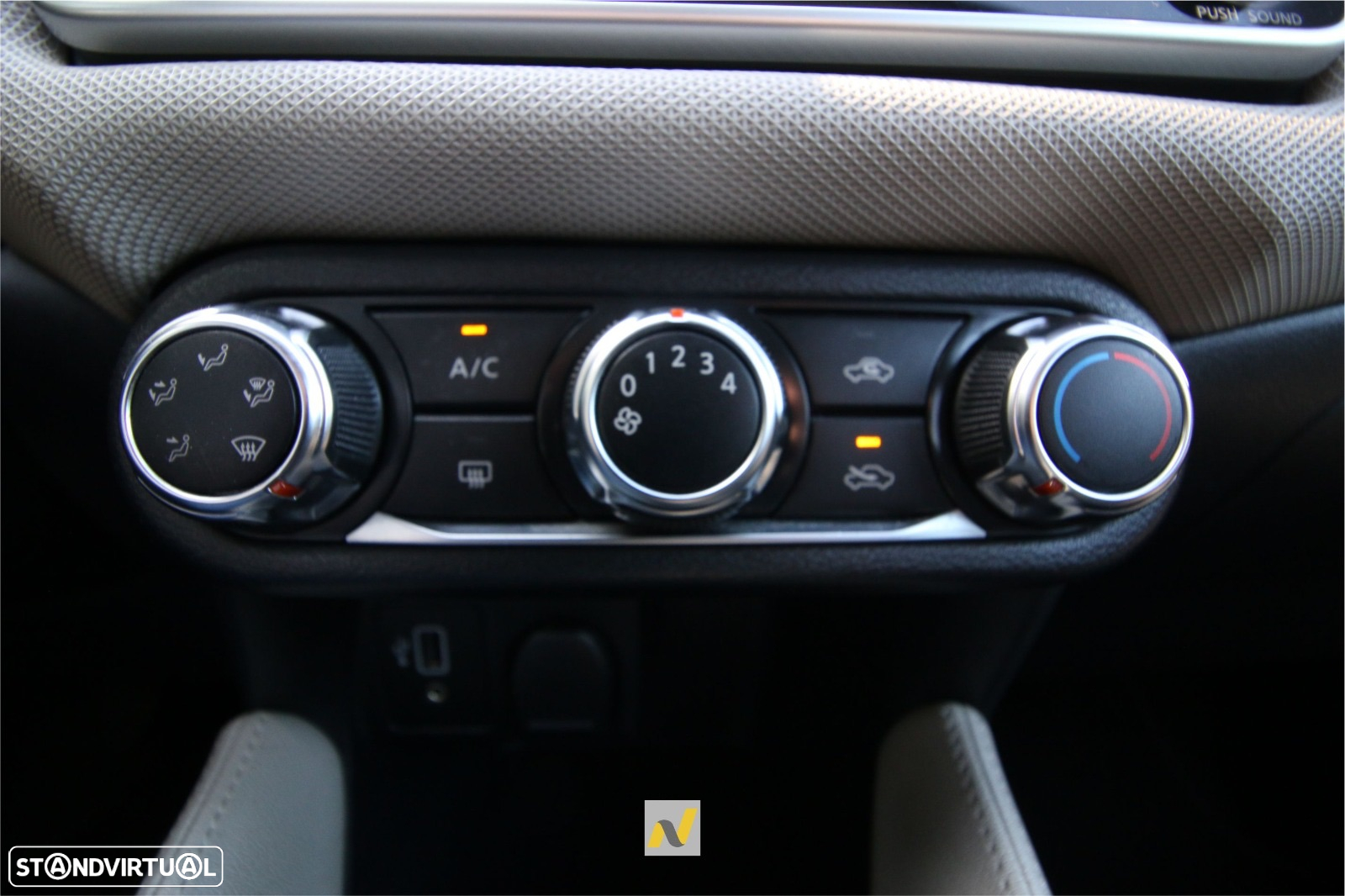 Nissan Micra 1.0 IG-T N-Connecta - 16
