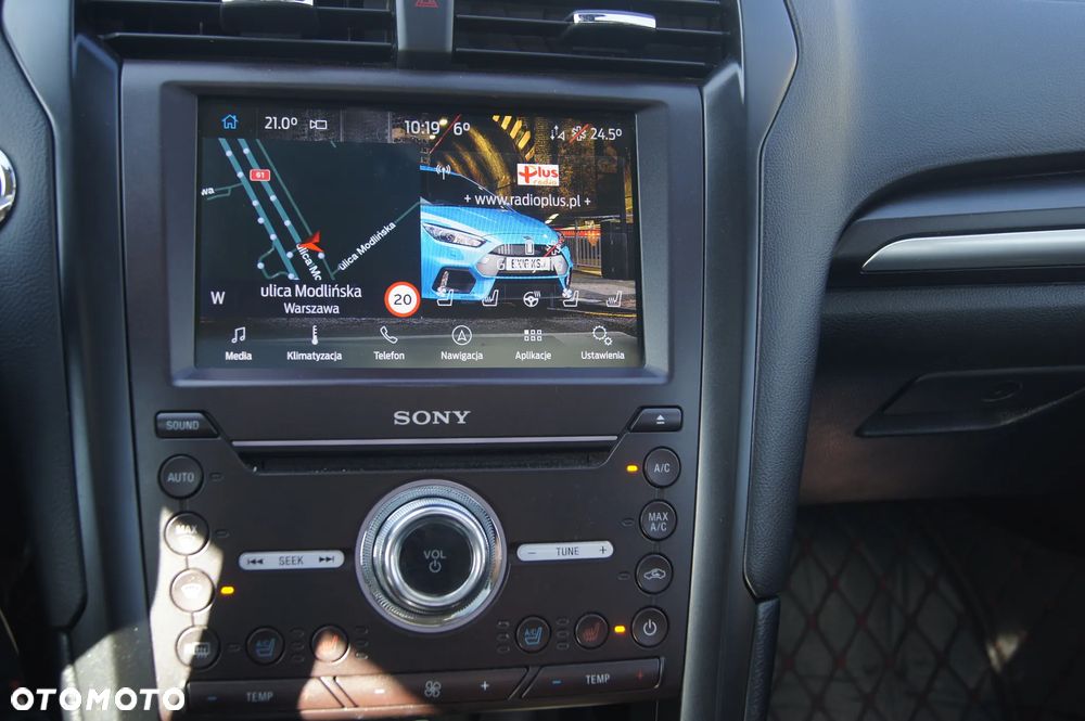 Ford Fusion - 18