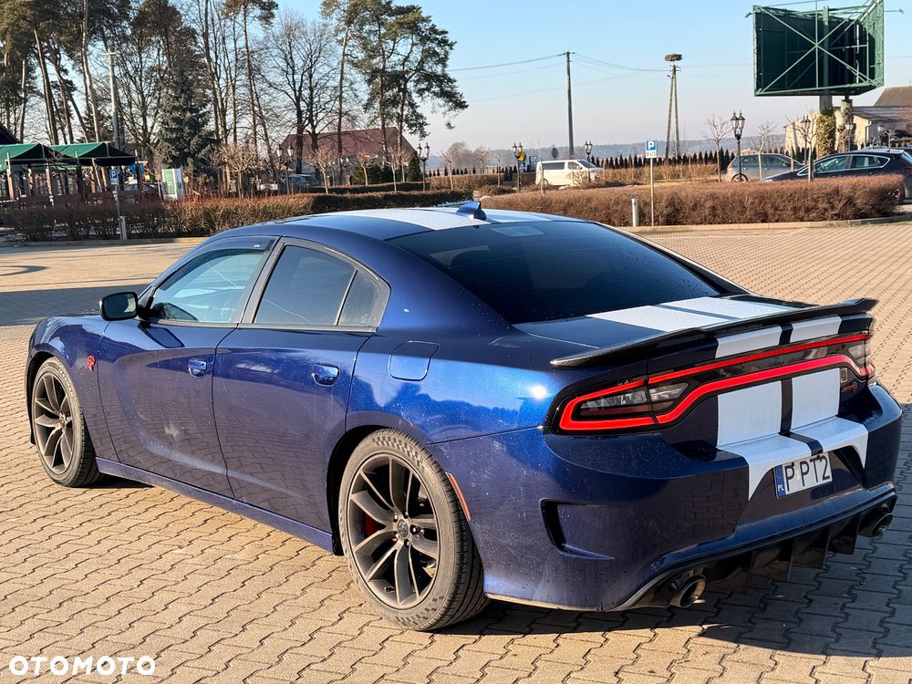 Dodge Charger - 10