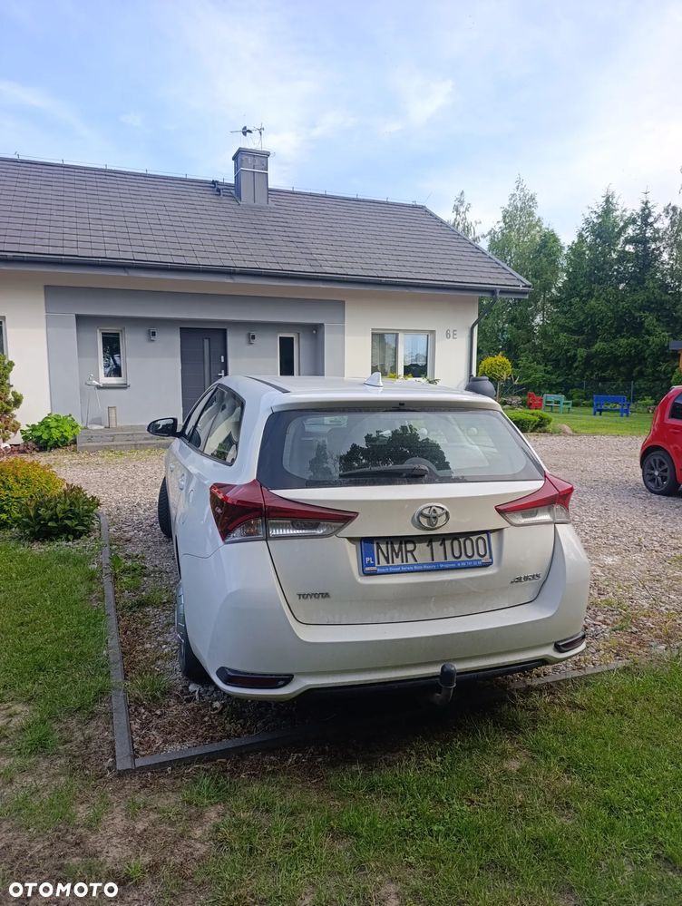 Toyota Auris 1.6 Active - 10
