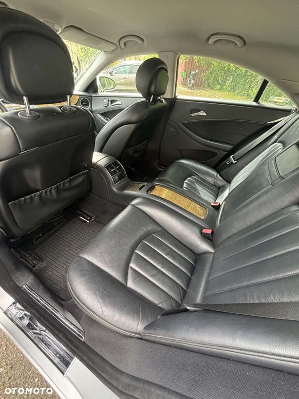 Mercedes-Benz CLS - 4