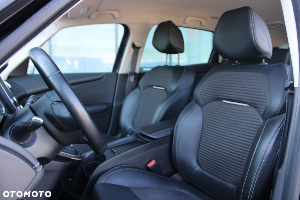 Renault Grand Scenic - 17