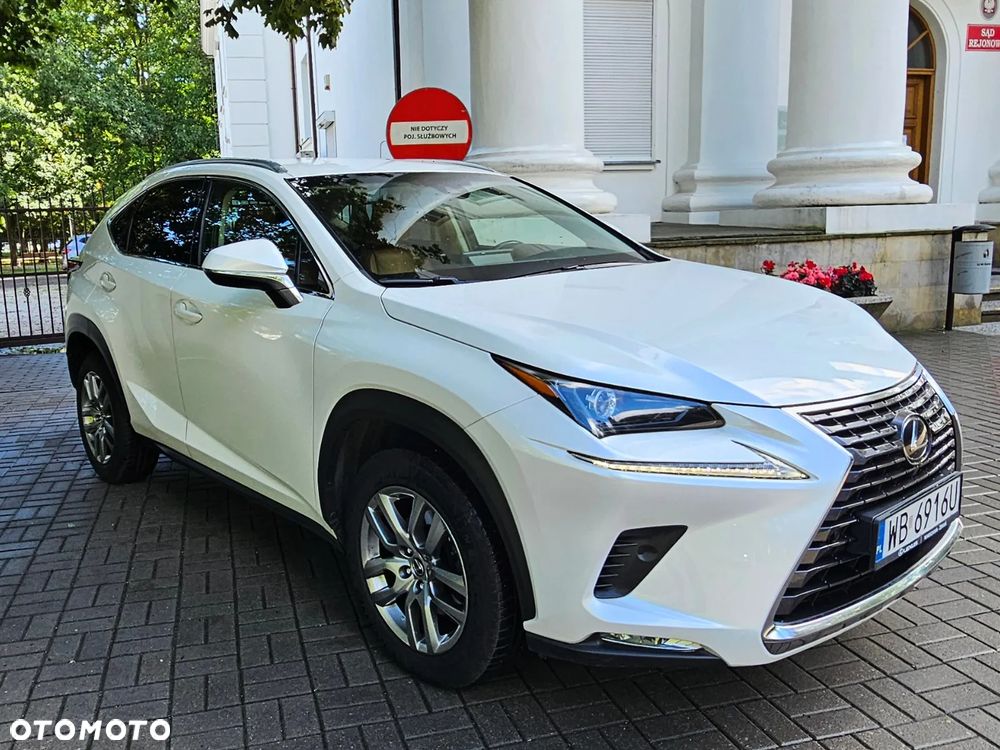Lexus NX - 4