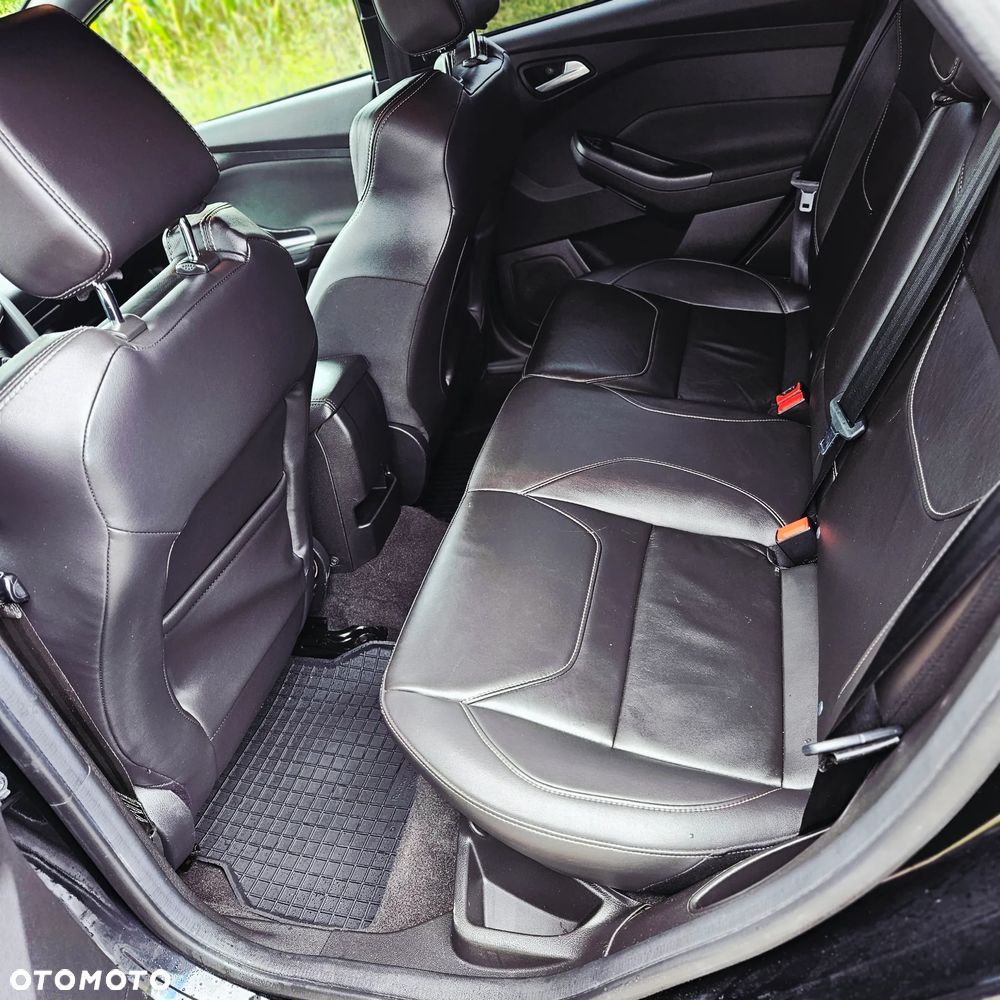 Ford Focus 2.0 EcoBoost ST - 14