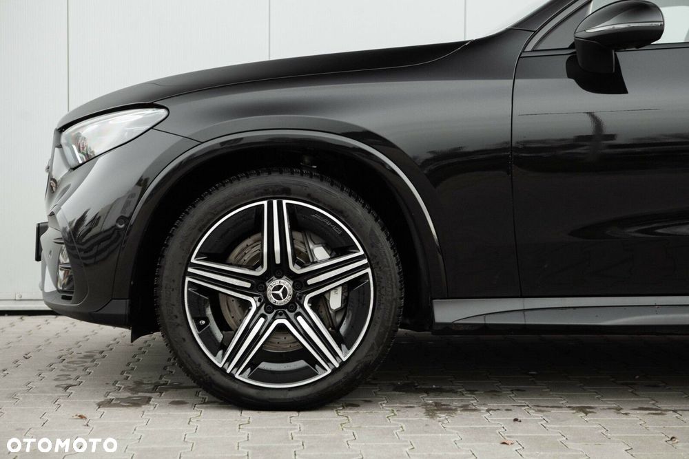 Mercedes-Benz GLC - 14