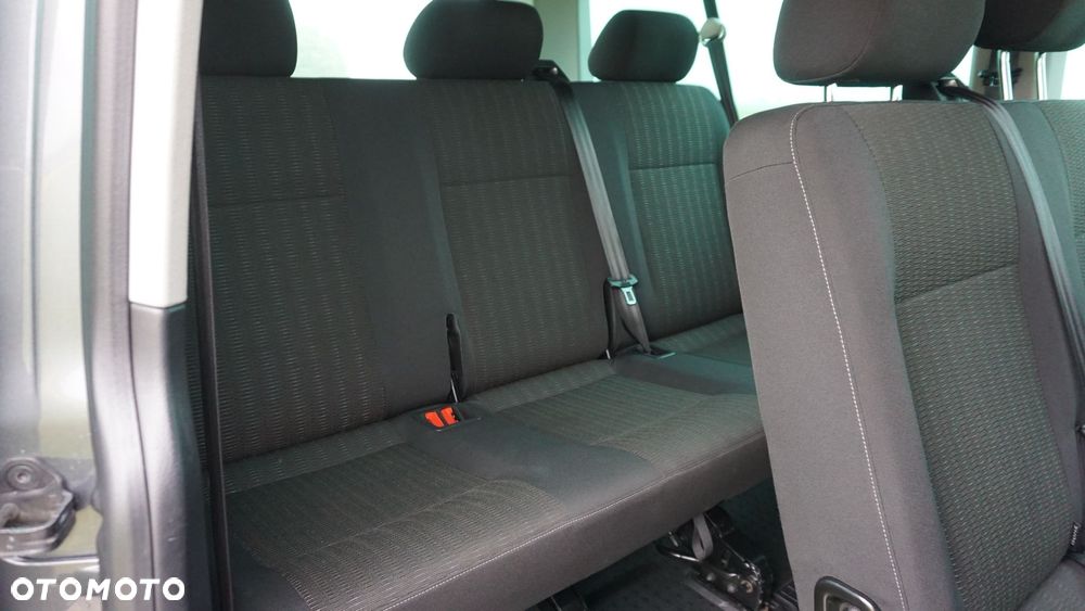 Volkswagen Caravelle 2.0 TDI L2 Highline - 27