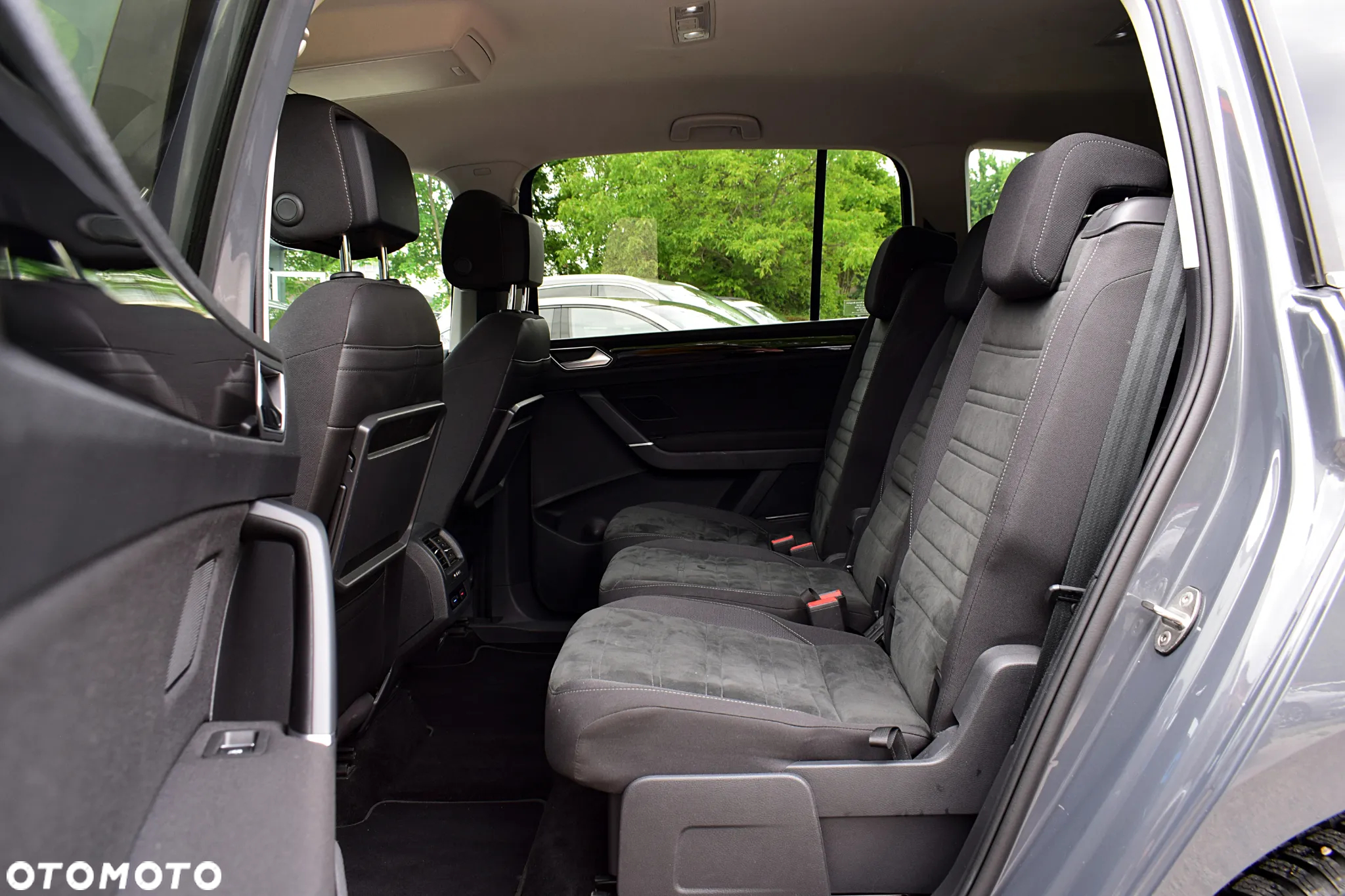 Volkswagen Touran 1.5 TSI EVO Highline DSG - 9