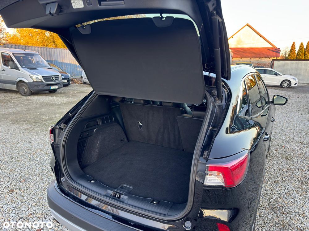 Ford Kuga 1.5 EcoBoost TITANIUM X - 29