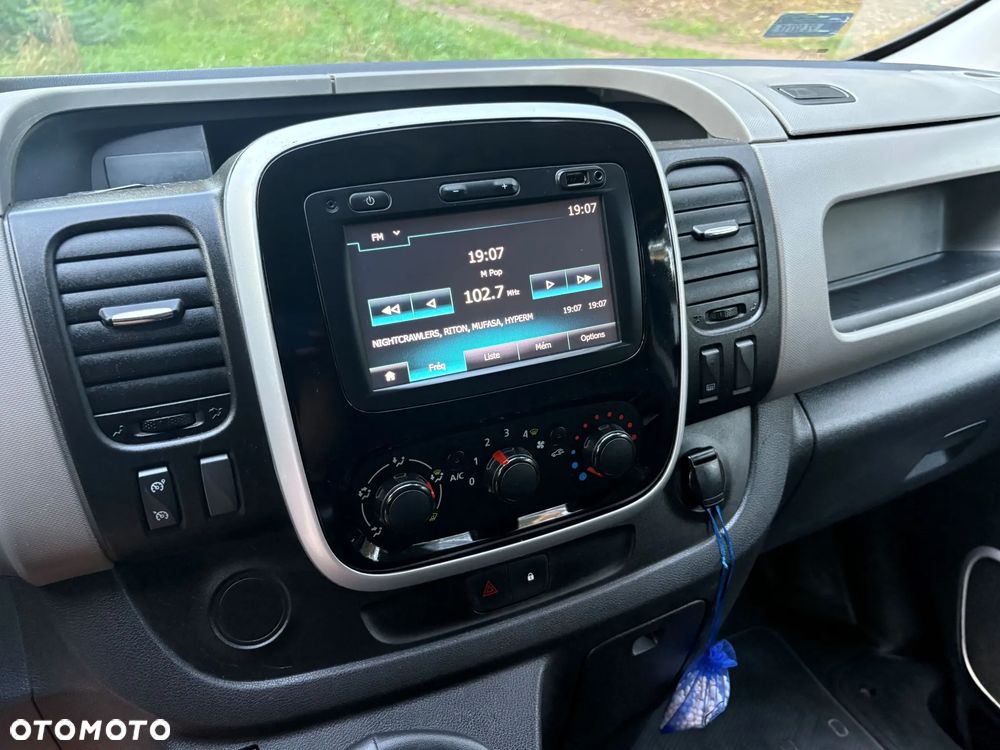 Renault Trafic - 11