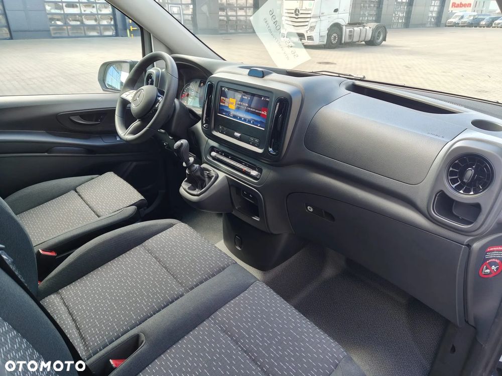 Mercedes-Benz Vito - 11