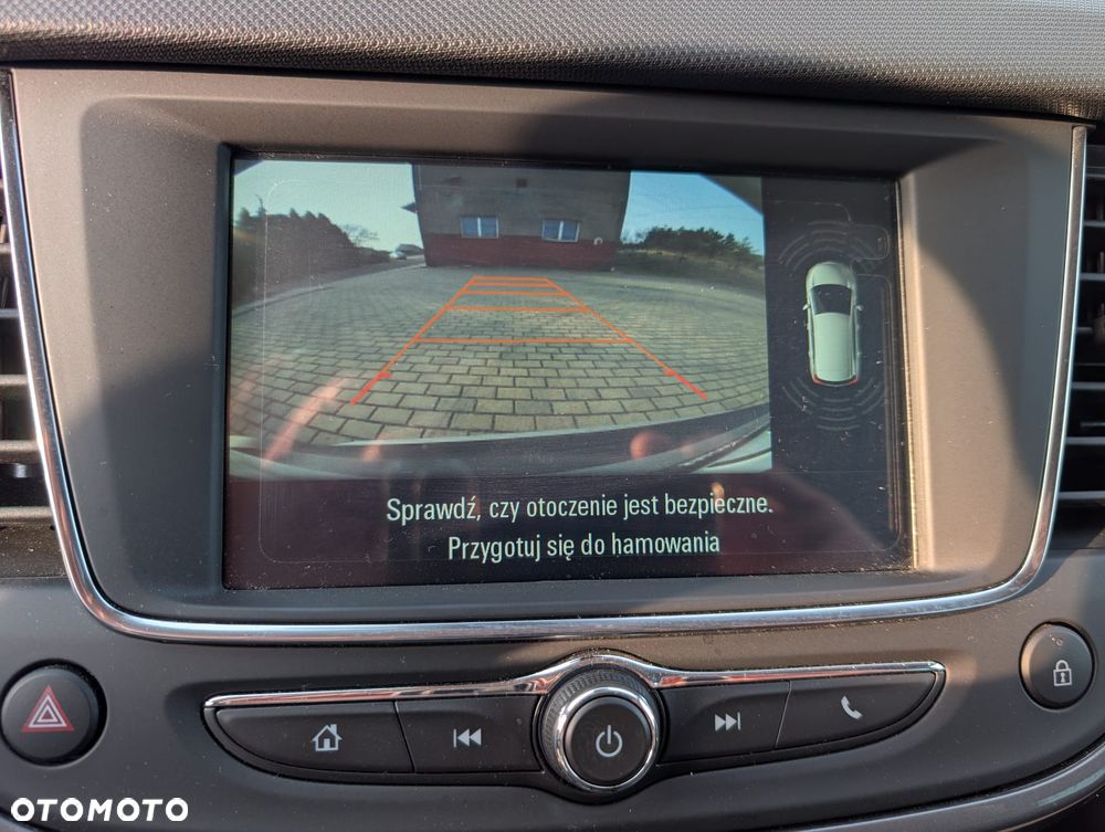 Opel Crossland X - 12