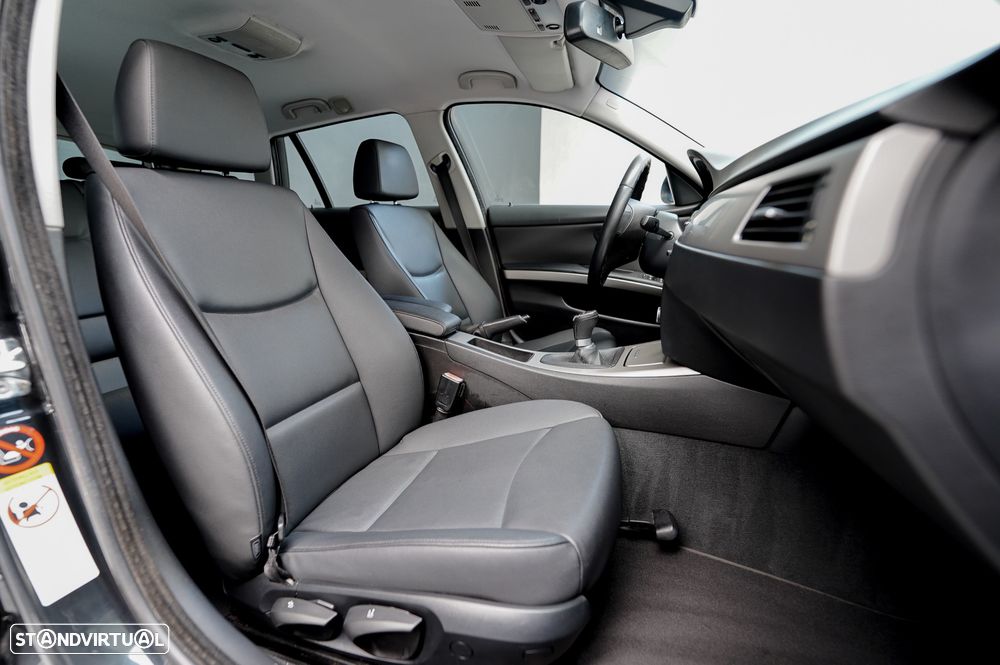 BMW 320 d - 4