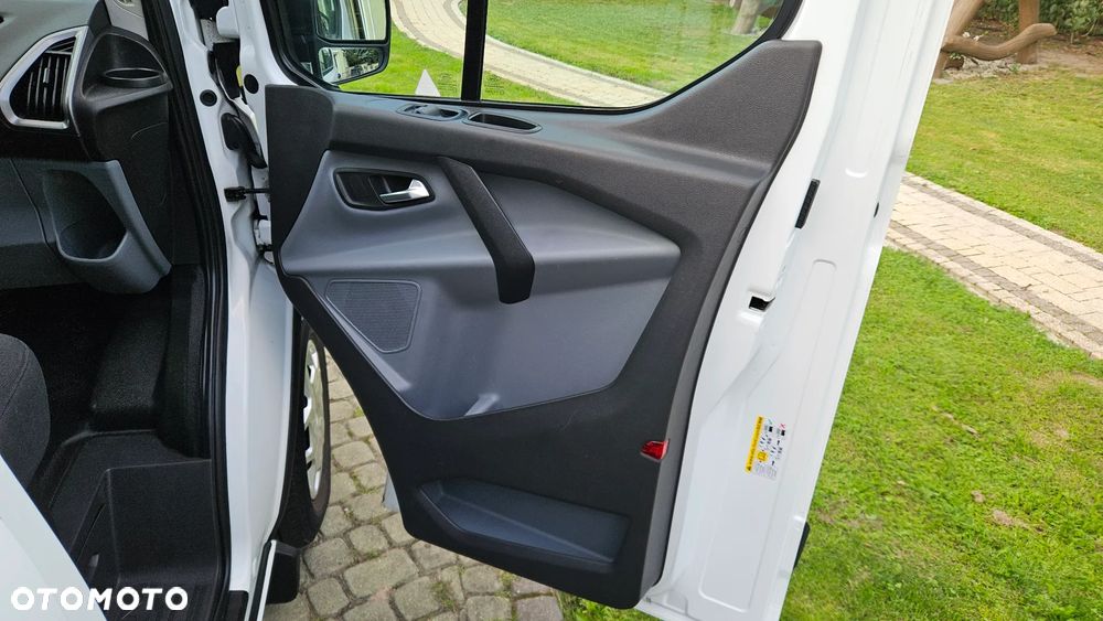 Ford Custom 2,0TDCI L2H1 Długi 194t.km. Pełen Serwis Ford Klima Webasto Hak Parktronik 2xDrzwi - 29