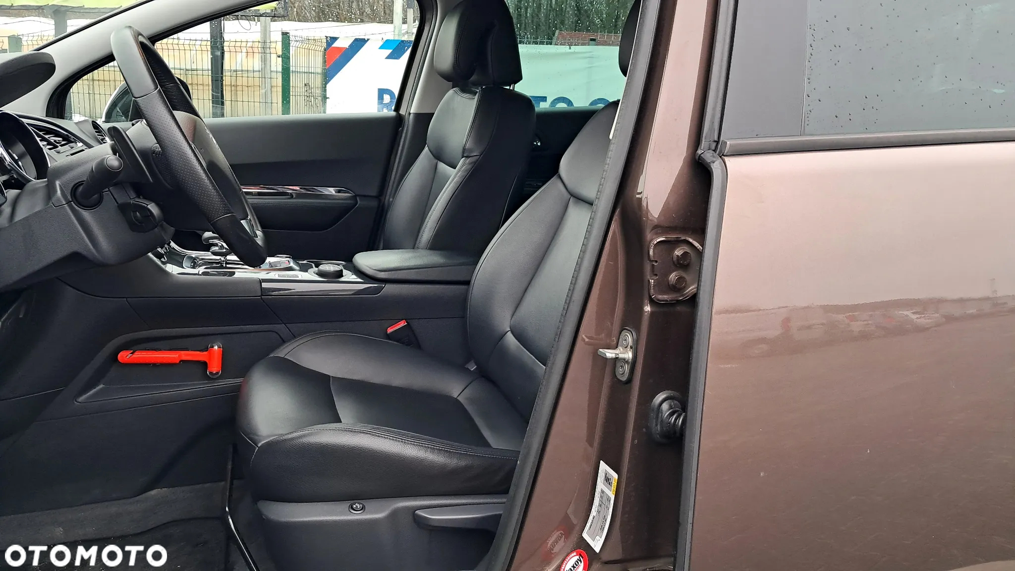 Peugeot 3008 2.0 HDi HYbrid4 - 8