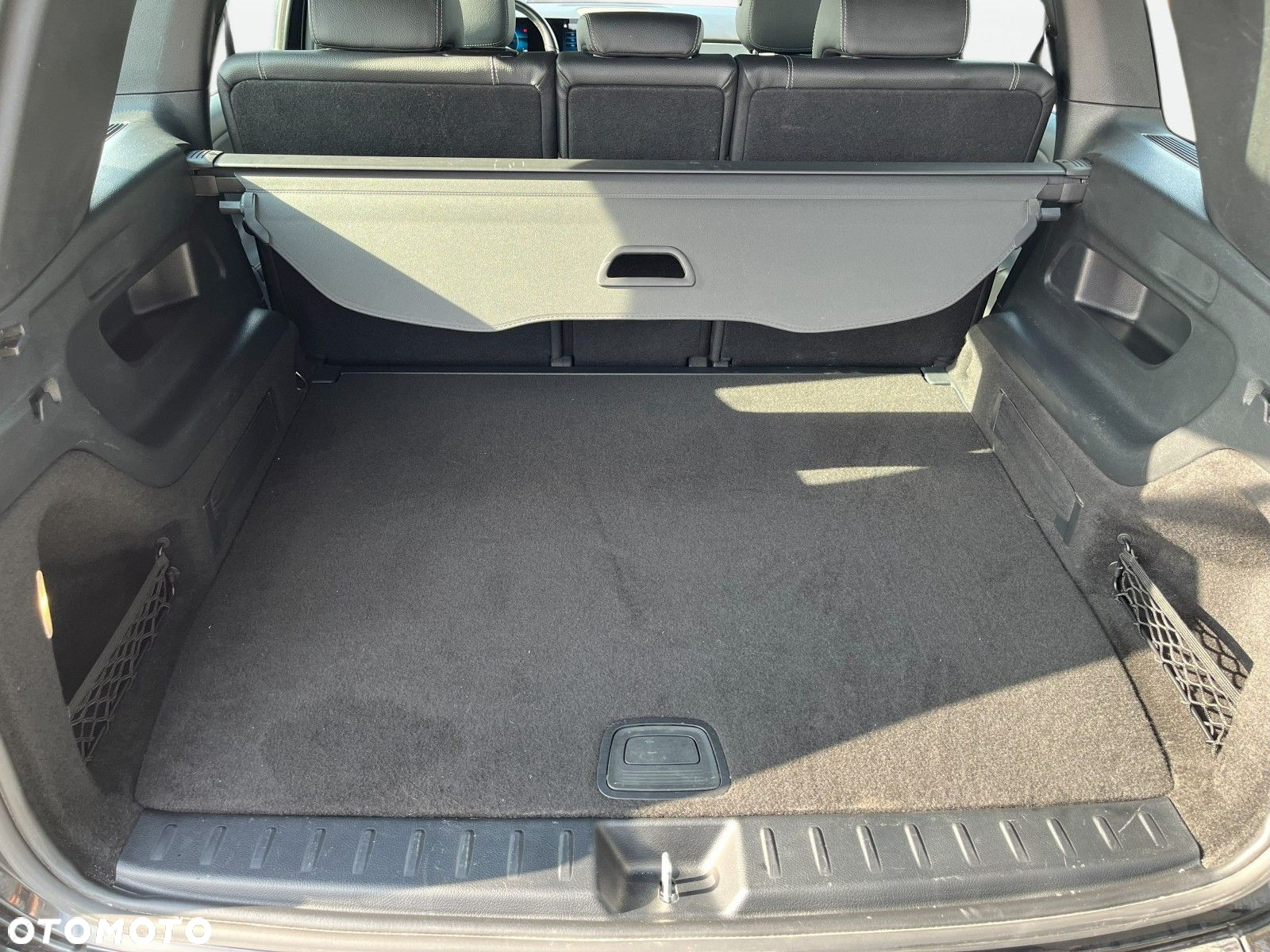 Mercedes-Benz GLB - 22
