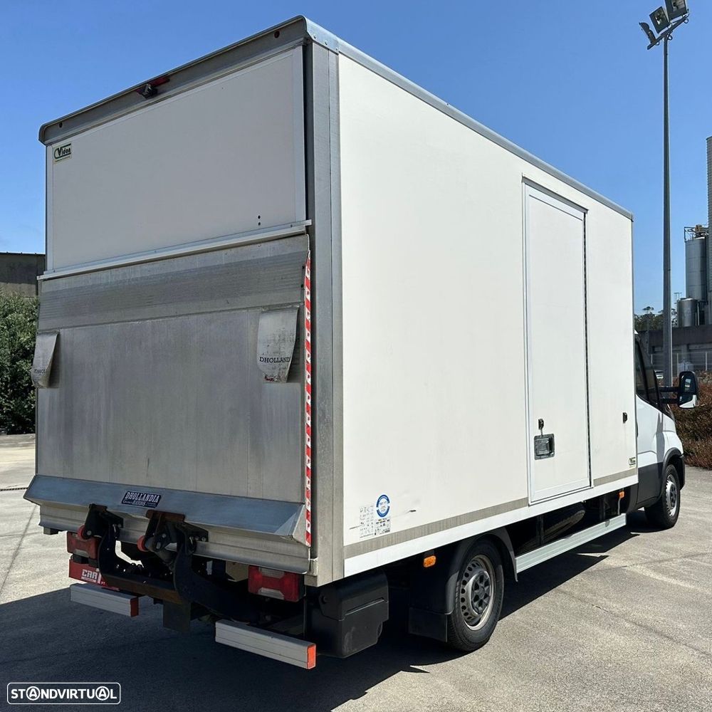 Iveco Daily Outro - 4