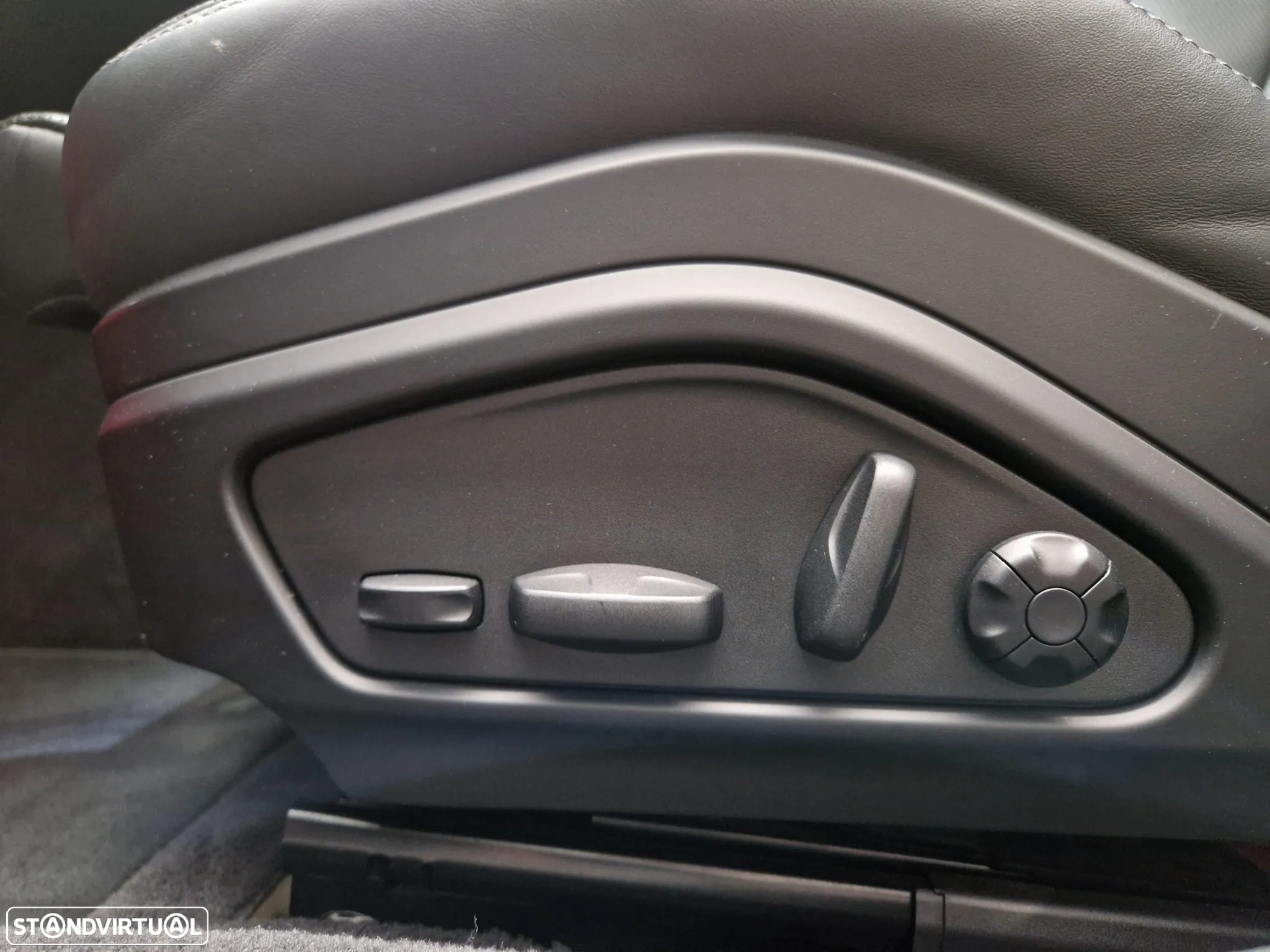 Porsche Panamera Sport Turismo 4 E-Hybrid Platinum Edition - 19