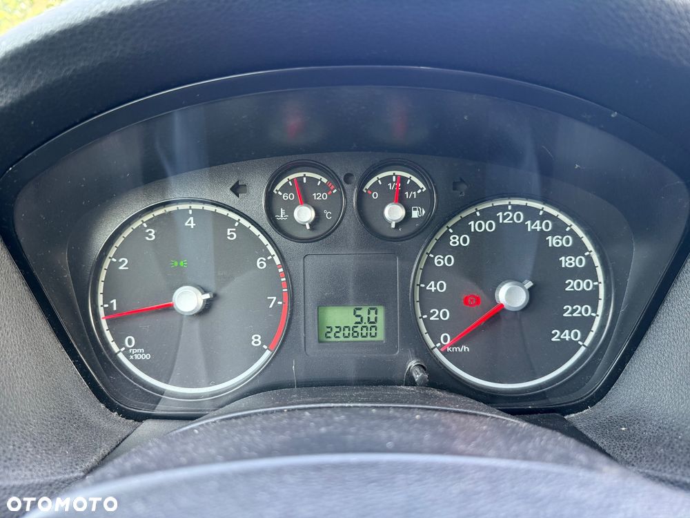 Ford Focus 1.4 Ambiente - 30
