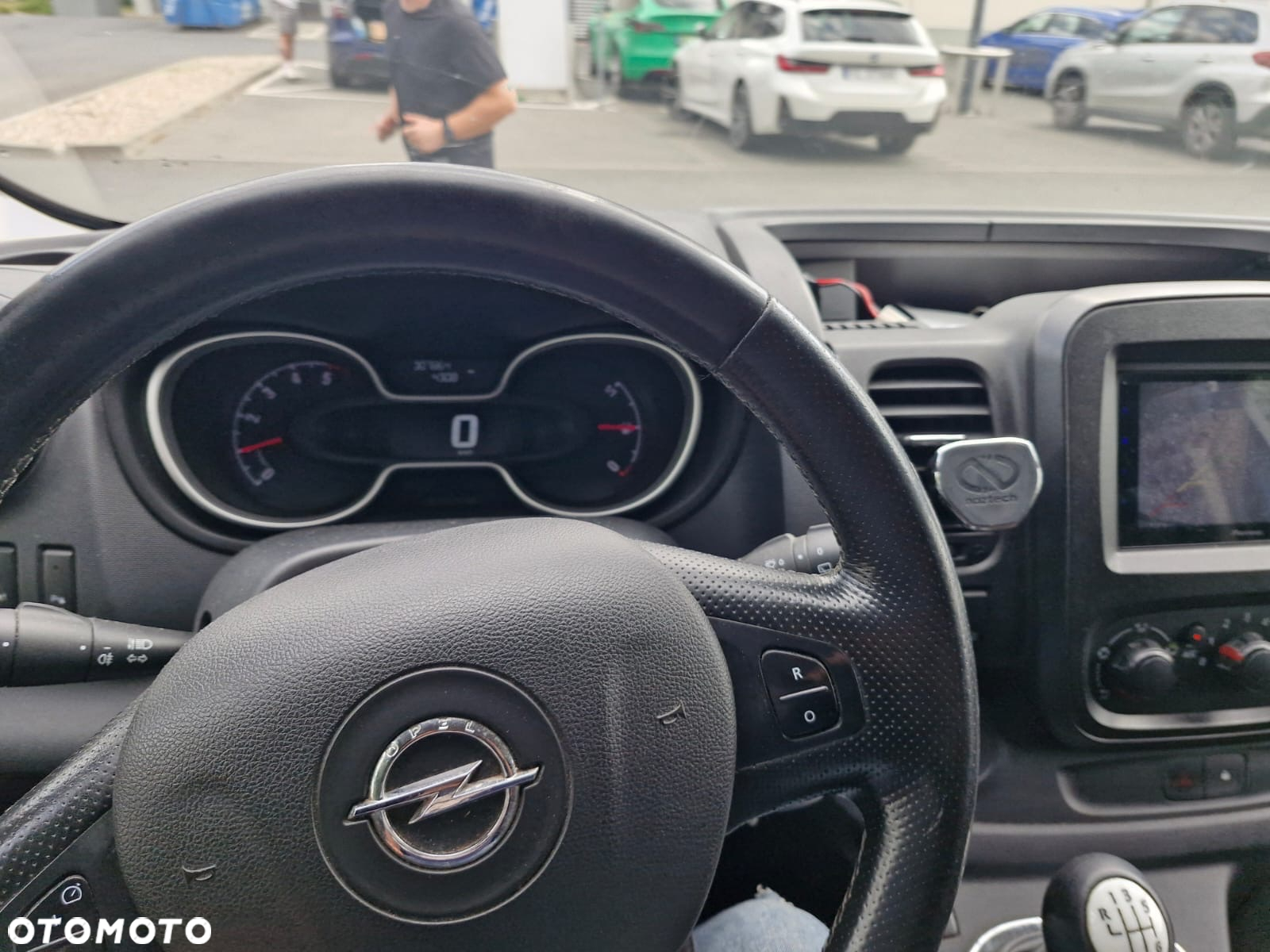 Opel Vivaro L2H1 2,9t Elegance - 7