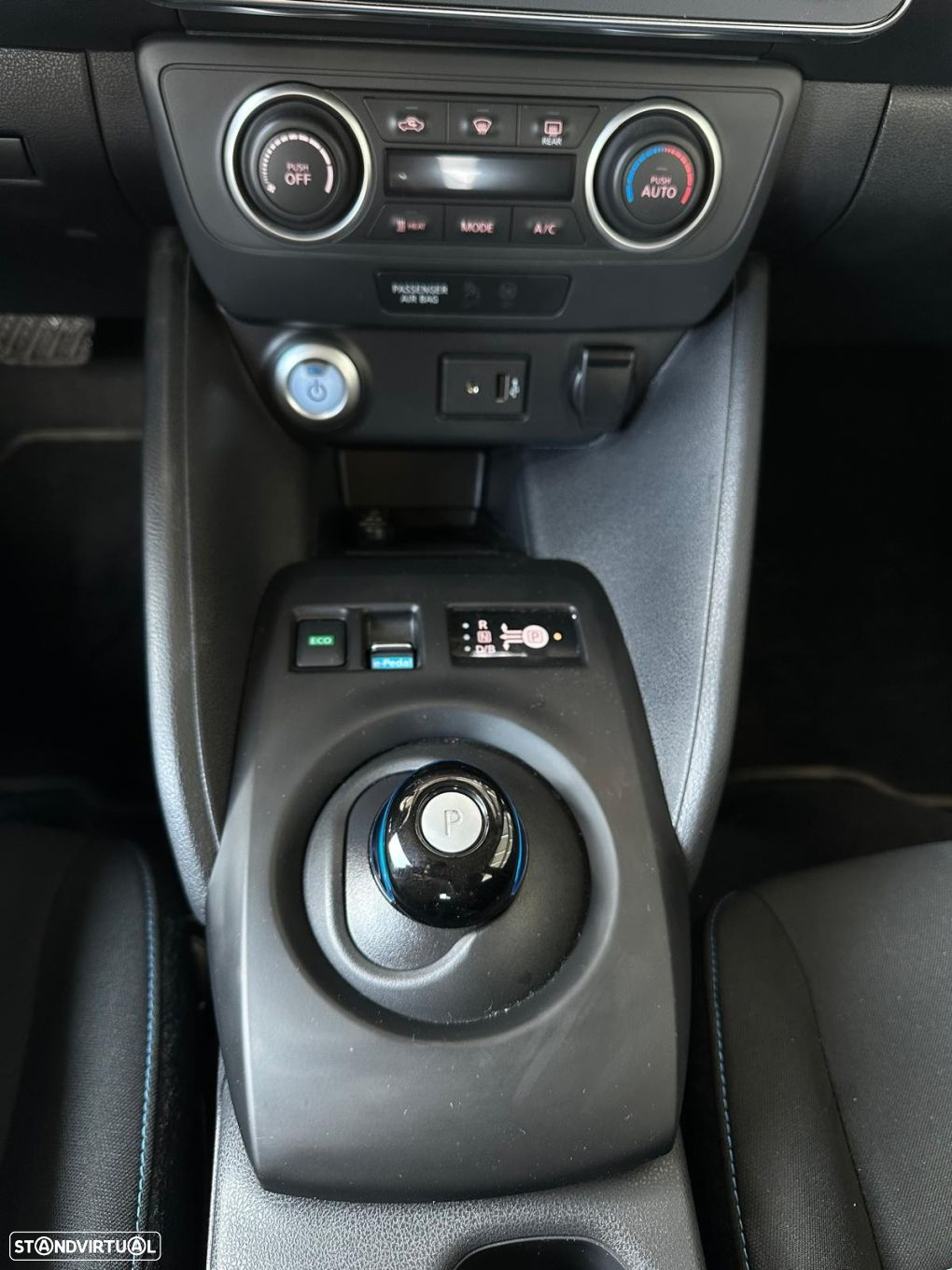 Nissan Leaf Acenta - 16