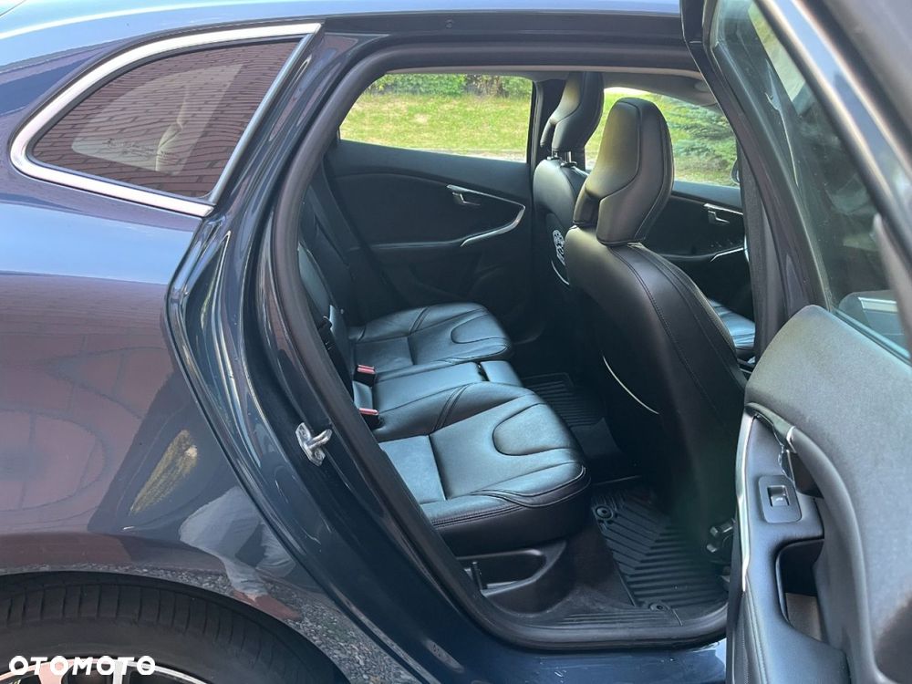 Volvo V40 D2 Inscription - 22