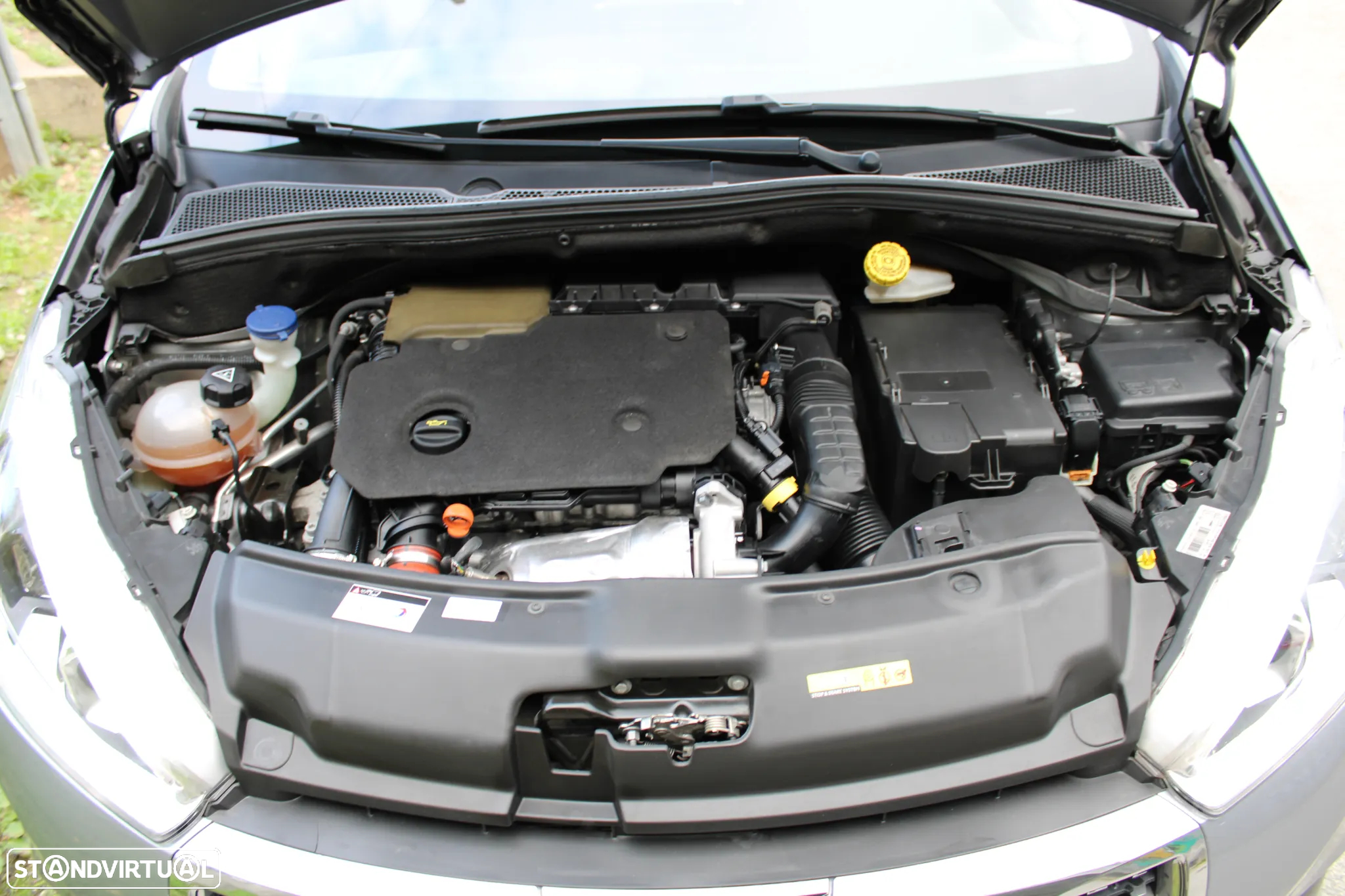 Peugeot 208 1.5 BlueHDi Signature - 30