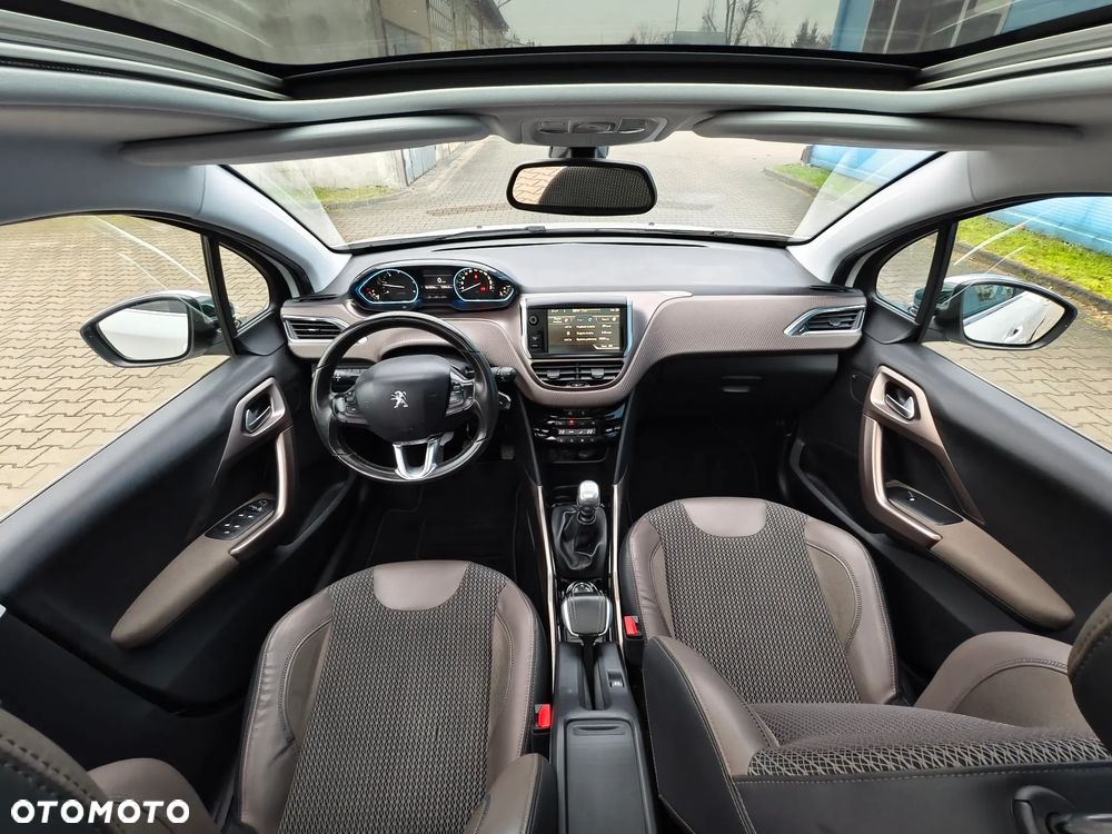 Peugeot 2008 e-HDi FAP 115 STOP & START Allure - 8