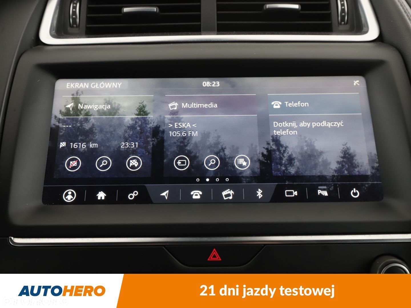 Jaguar E-Pace 2.0 i4D AWD R-Dynamic SE - 20