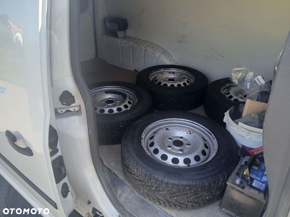 Volkswagen CADDY - 10