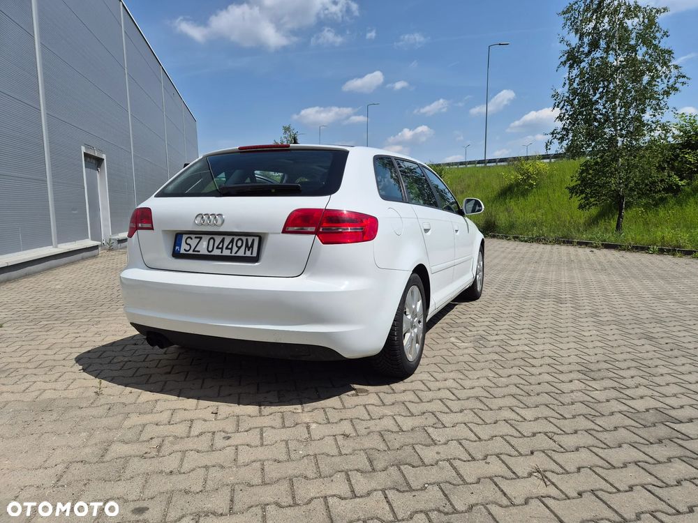 Audi A3 Sportback 1.9 TDI DPF Ambition - 4