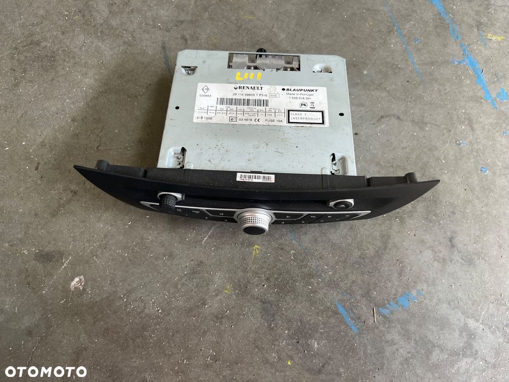Radio Renault Laguna III - 1
