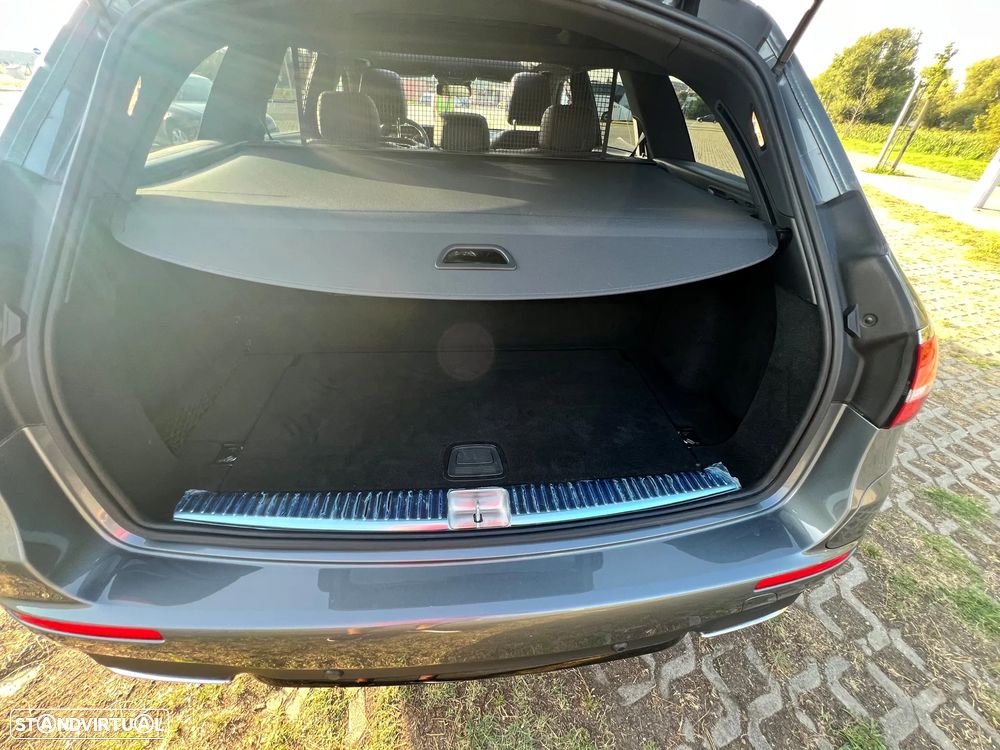 Mercedes-Benz E 300 de AMG Line - 23