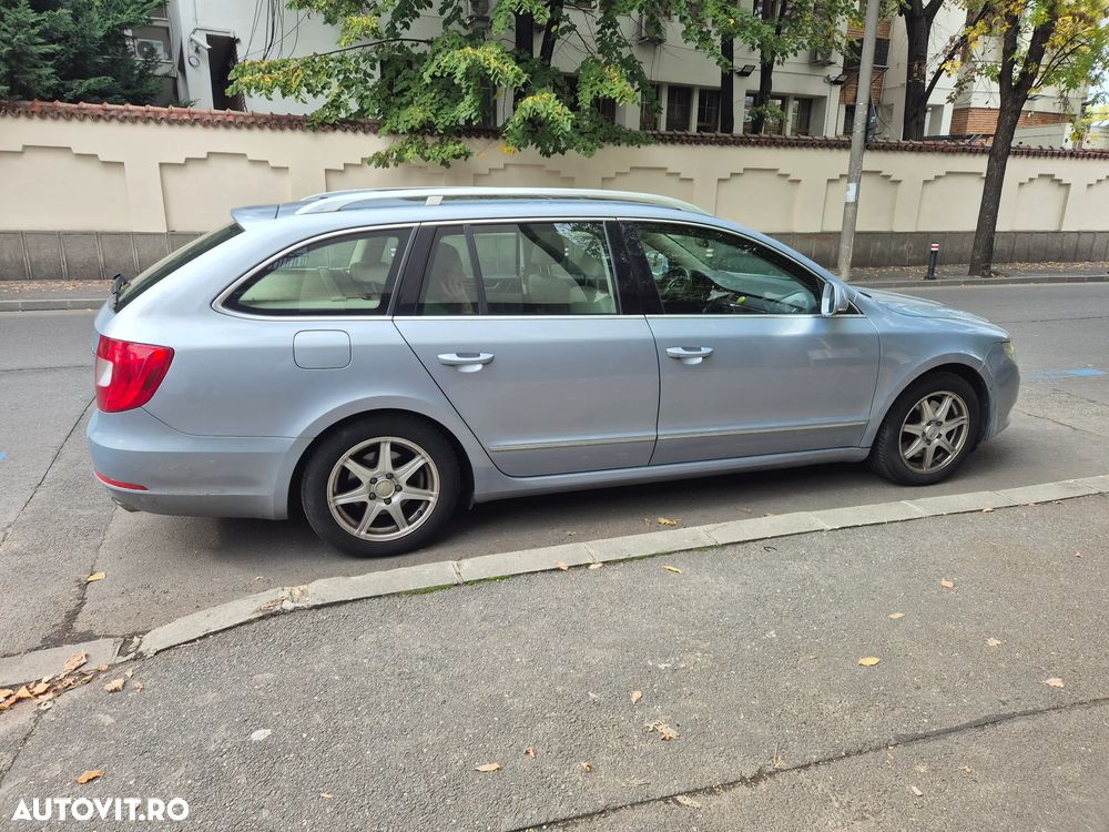 Skoda Superb Combi 2.0 TSI Elegance DSG - 3