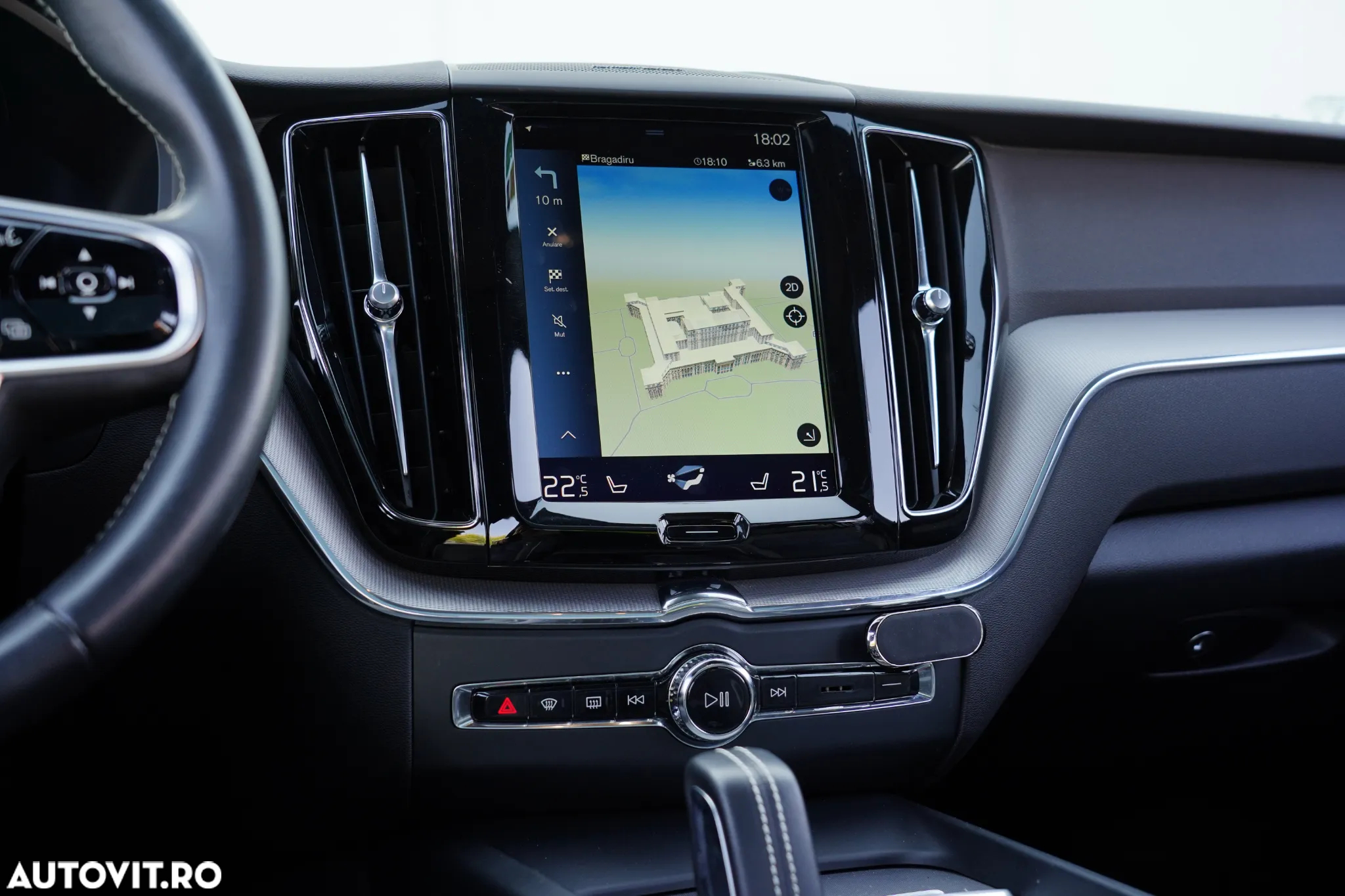 Volvo XC 60 T8 AWD Recharge Geartronic RDesign - 25