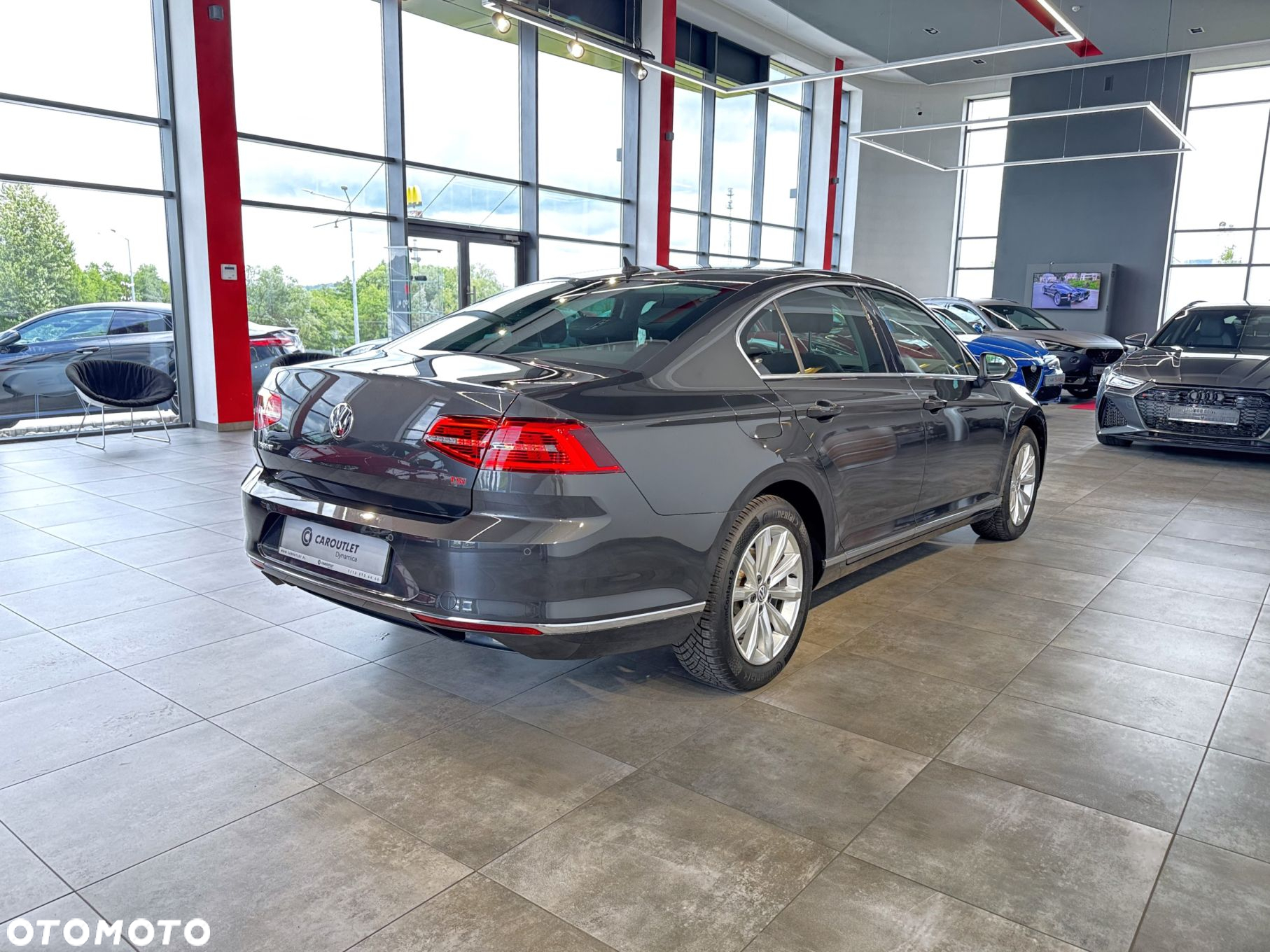 Volkswagen Passat - 9