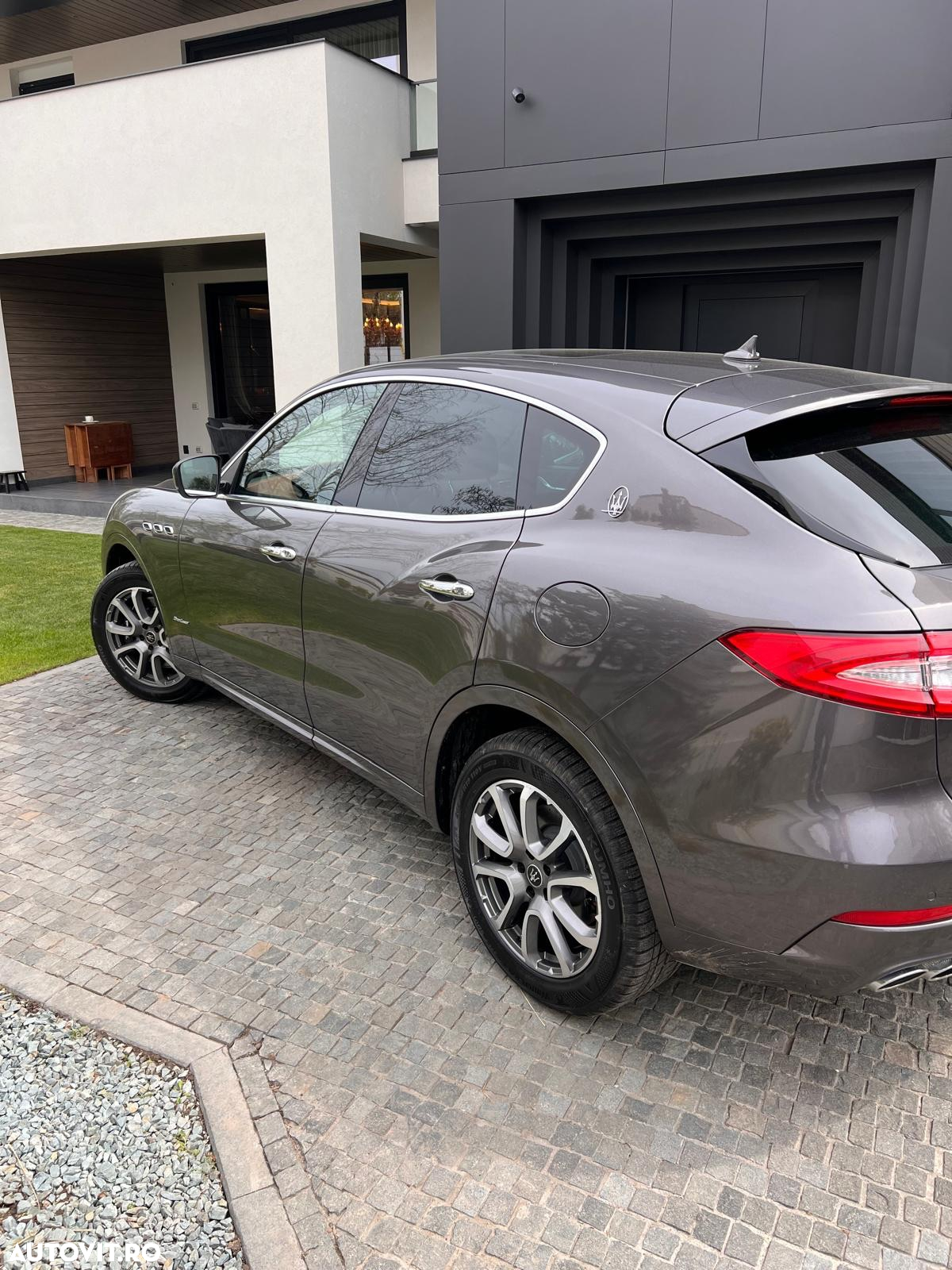 Maserati Levante - 3